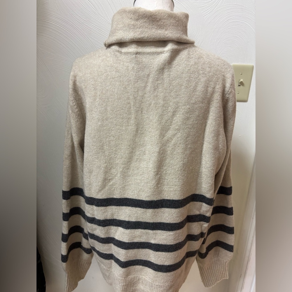 Michael Kors women’s sweater - Picture 4 of 6